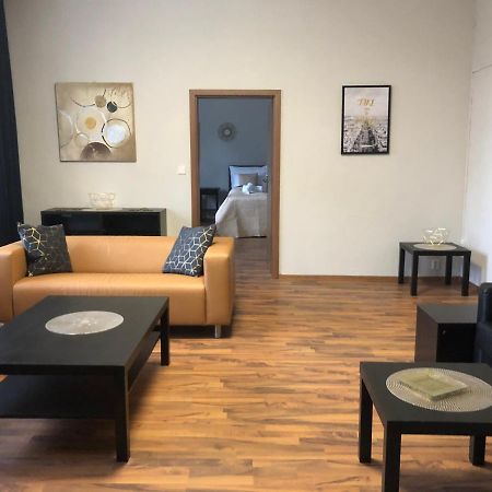 Old Town Boutique Apartments Либерц Экстерьер фото