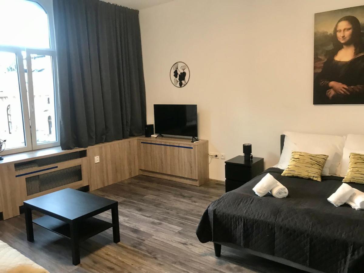 Old Town Boutique Apartments Либерц Экстерьер фото