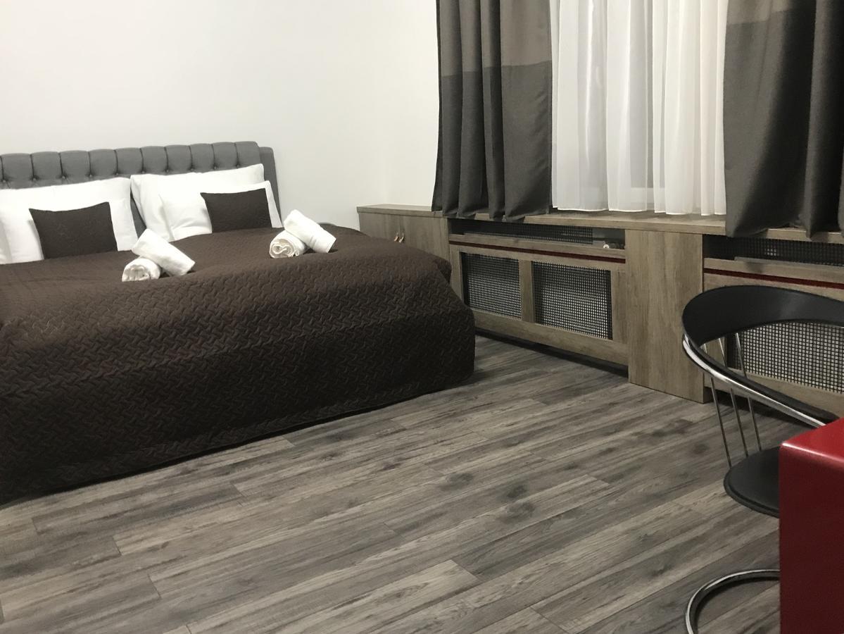 Old Town Boutique Apartments Либерц Экстерьер фото