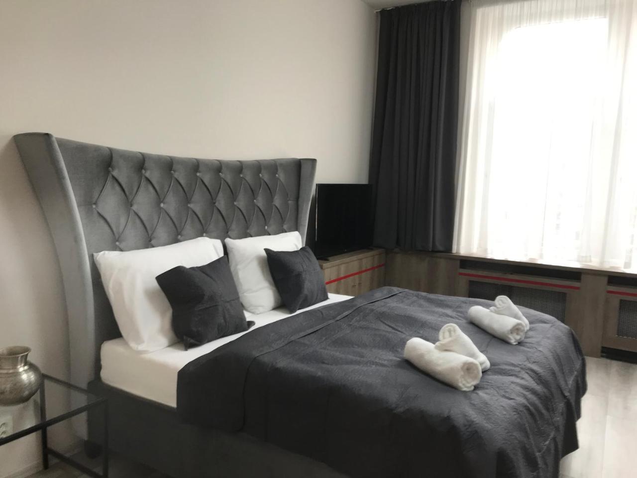 Old Town Boutique Apartments Либерц Экстерьер фото