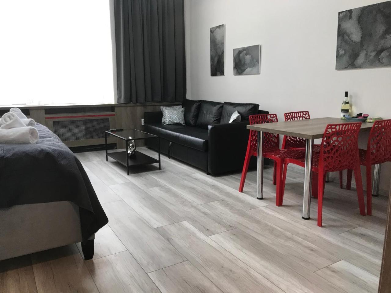 Old Town Boutique Apartments Либерц Экстерьер фото
