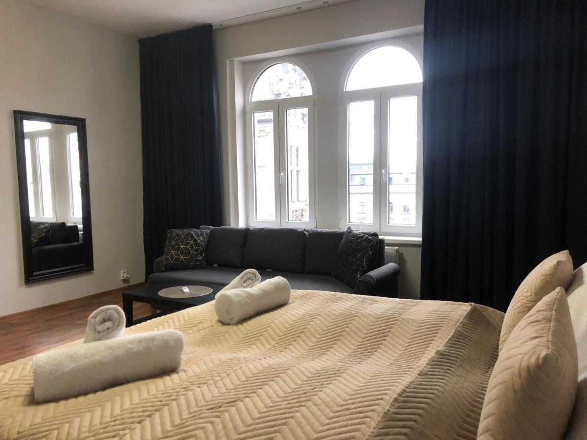 Old Town Boutique Apartments Либерц Экстерьер фото