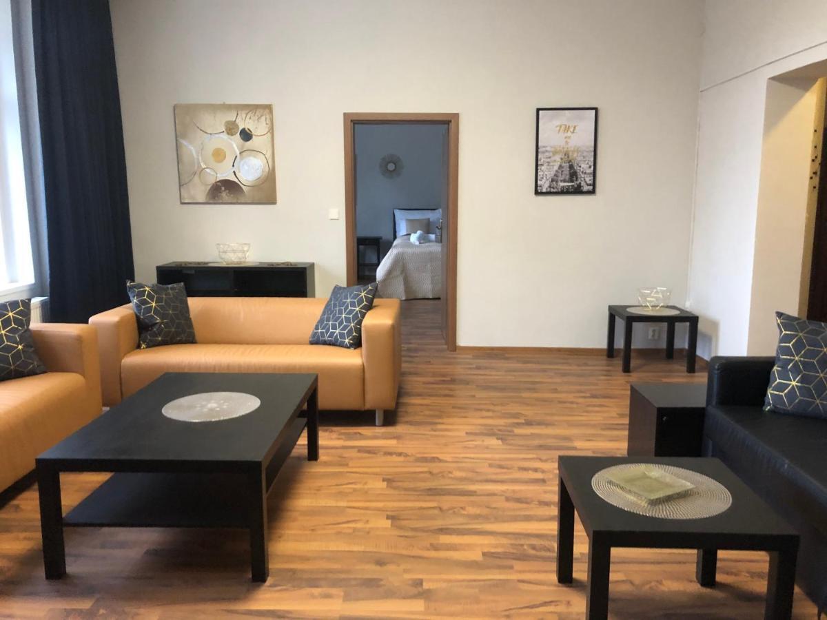Old Town Boutique Apartments Либерц Экстерьер фото